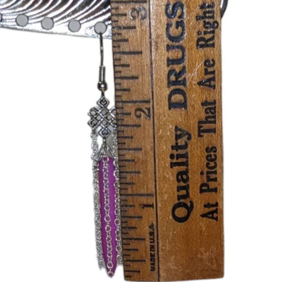 Handmade Silver Plated Celtic Knot Chains & Howlite Dagger Bead Dangle Earrings - Picture 3 of 6